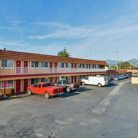 Hollister Inn מראה חיצוני תמונה